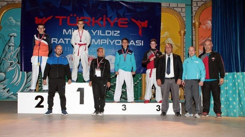 T&uuml;rkiye Şampiyonası&rsquo;nda Heyecan Devam Ediyor