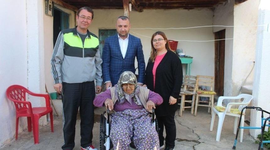 Yaşlı Kadın Başkan Kara&ccedil;oban&rsquo;la Hayata Yeniden Tutundu