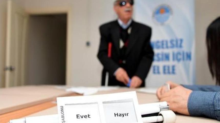 Mersin'de Engelli Bireyler Oy Kullanmaya Hazır