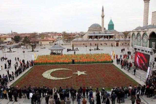 Erdoğan, Konya'da Lalelerden Yapılan Türk Bayrağıyla Karşılanacak