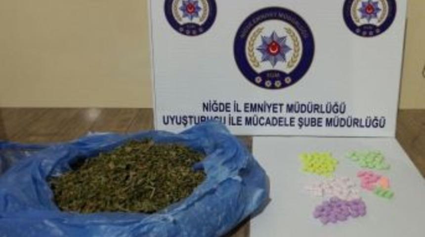 Uyuşturucu Satıcıları Yakalandı