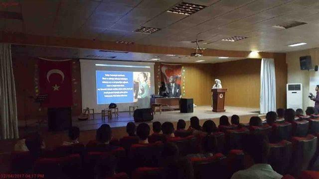 Kulplu &Ouml;ğrenciler Polise Moral Programı D&uuml;zenlendi 1