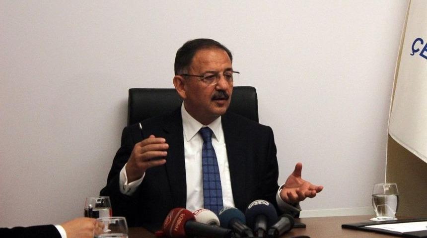 &Ccedil;evre Ve Şehircilik Bakanı Mehmet &Ouml;zhaseki: