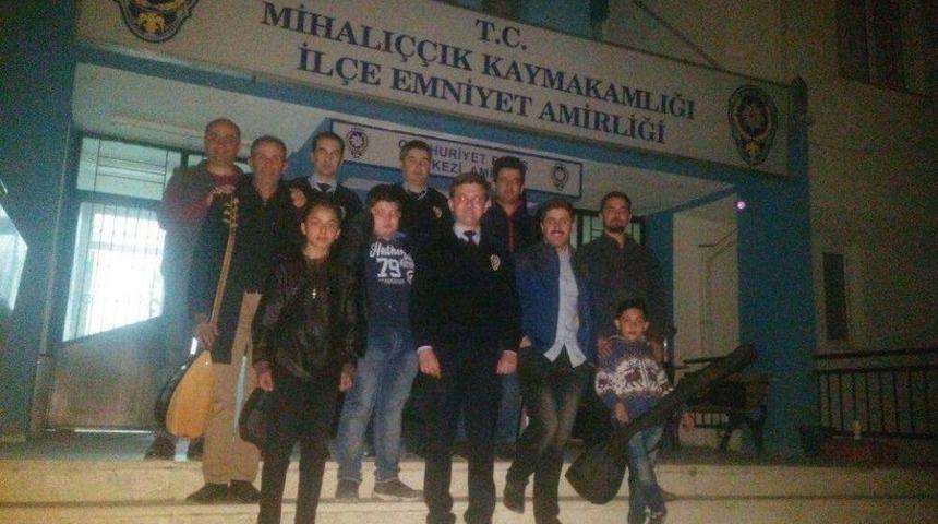 Mihalı&ccedil;&ccedil;ık Halk Eğitim Merkezi Eğitim Ve Kursiyerlerinden Polise Ziyaret