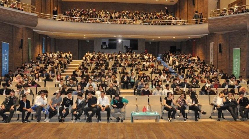 Selamlık Sohbetleri Kanuni Sultan S&uuml;leyman Anlatıldı