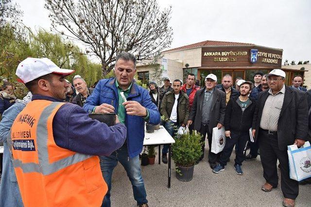 Ankara Büyükşehir Yeni Bahçıvanlar Yetiştiriyor