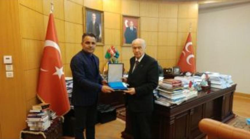 Bah&ccedil;eli&rsquo;ye Bayraklı Teşekk&uuml;r