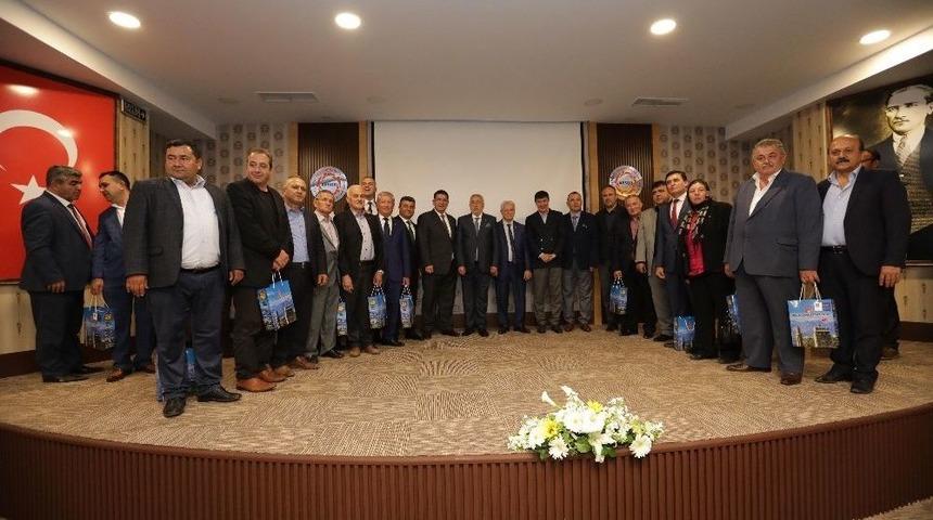 T&uuml;rel, Esnaf İ&ccedil;in D&uuml;zenlenen Onur Gecesine Katıldı