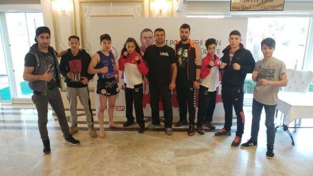 Aydın’dan Muaythai’de Üç Başarı Birden