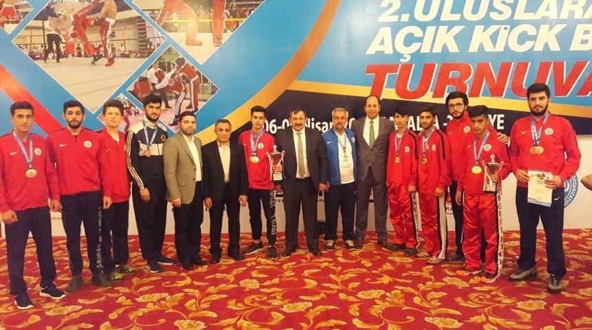 B&uuml;y&uuml;kşehir Kickboks Takımından B&uuml;y&uuml;k Başarı