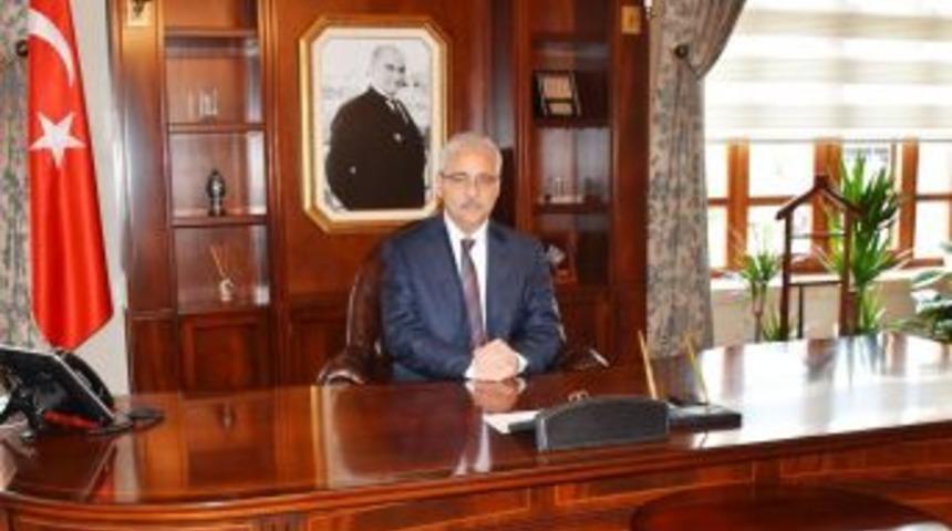 Vali G&uuml;ven&ccedil;er&rsquo;den Referandum A&ccedil;ıklaması