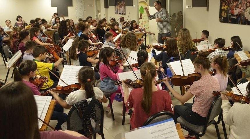 &Ccedil;ocuk Senfoni Orkestrası Yeni Konserine Hazırlanıyor