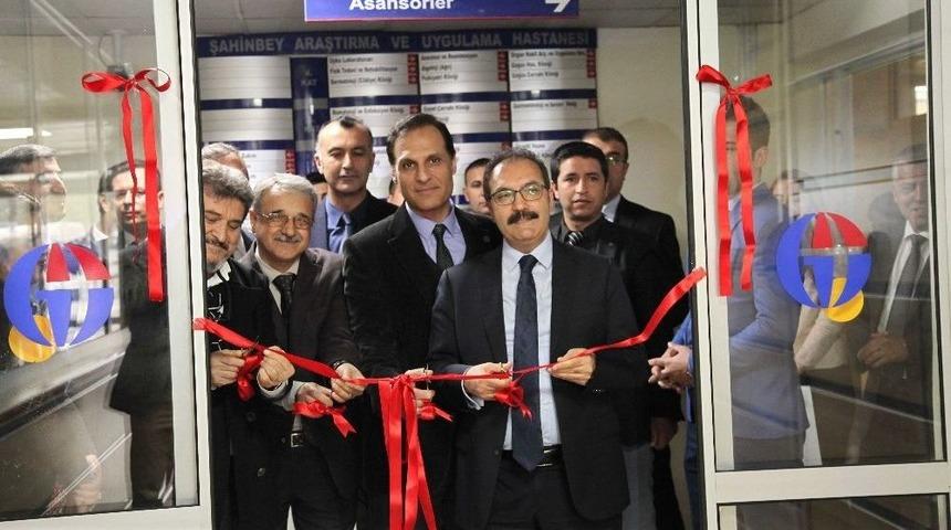 Rekt&ouml;r G&uuml;r&rsquo;den T&uuml;p Bebek &Uuml;nitesi M&uuml;jdesi