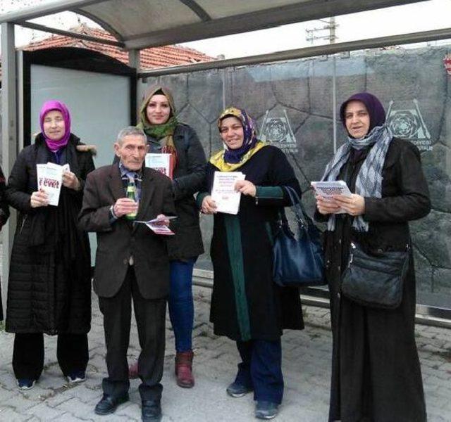 Referandum &Ccedil;alışmasında Otomobil &Ccedil;arpması Sonucu &Ouml;ld&uuml; 1