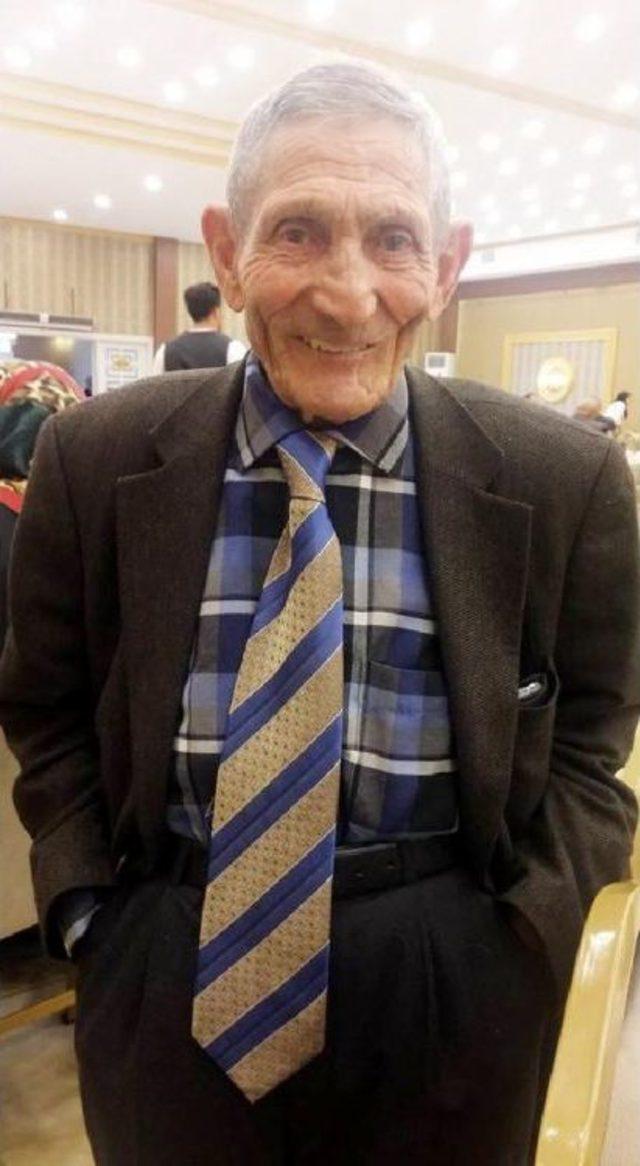 Referandum &Ccedil;alışmasında Otomobil &Ccedil;arpması Sonucu &Ouml;ld&uuml; 2