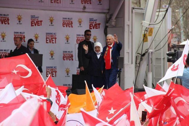 Başbakan Binali Yıldırım K&uuml;tahya&rsquo;da (2) 1