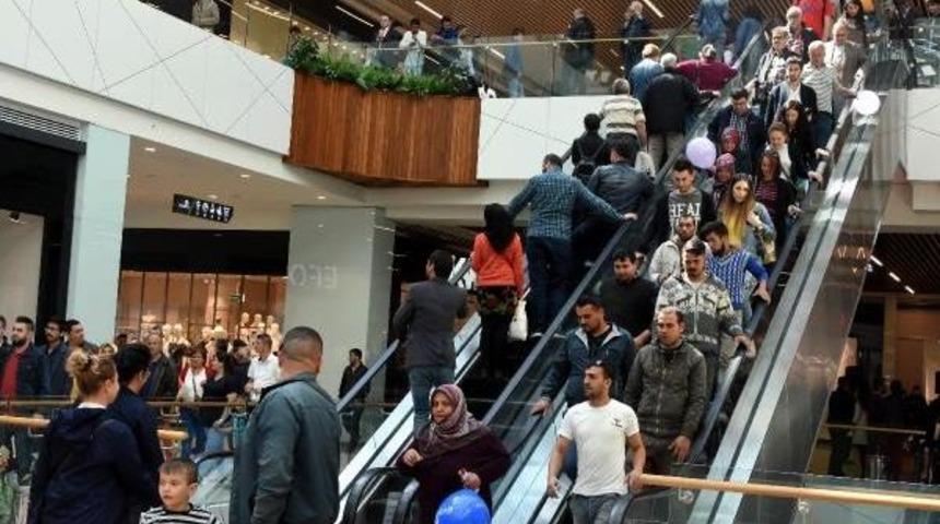 Edirne'de Erasta Avm Hizmete A&ccedil;ıldı