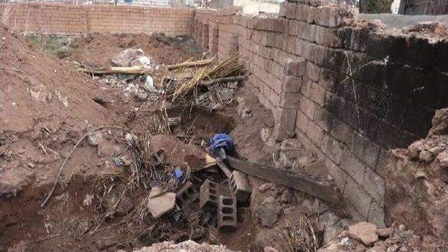 Doğubayazıt ta Patlayıcı D&uuml;zenekli T&uuml;p Bulundu 3