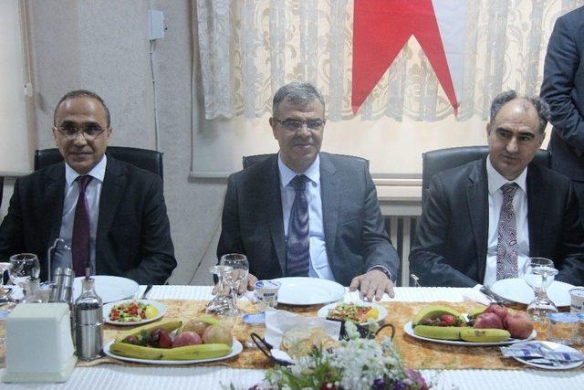 Başbakan Yardımcısı Kaynak Polis İle Yemekte Buluştu 2