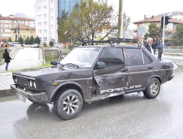 Çorum’da Zincirleme Trafik Kazası: 4 Yaralı