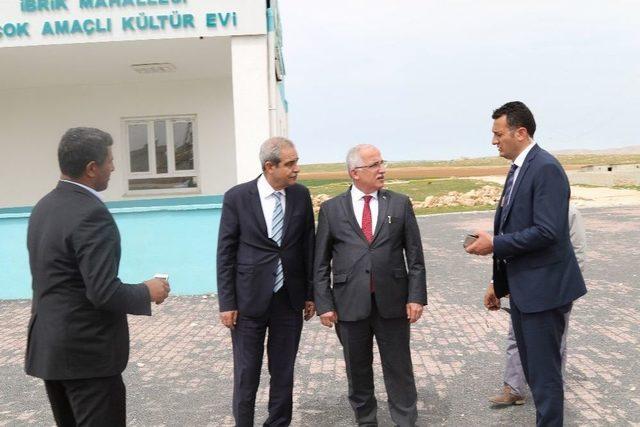 Başkan Demirkol İle Vali Tuna Kültür Evini Ziyaret Etti