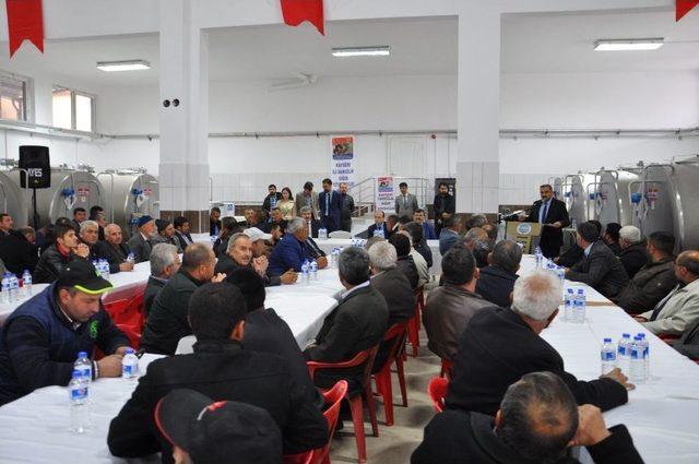 Damızlık Birliğinden S&uuml;t Soğutma Tankları Tanıtımı Ve İstişare Toplantısı 1