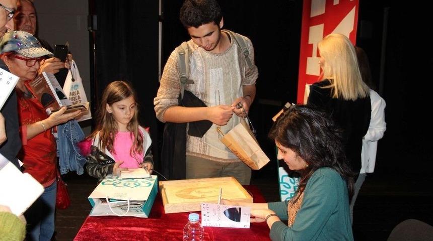 Shida Bazyar: "hi&ccedil;bir Yere Ait Olamama Duygusunu Anlattım"