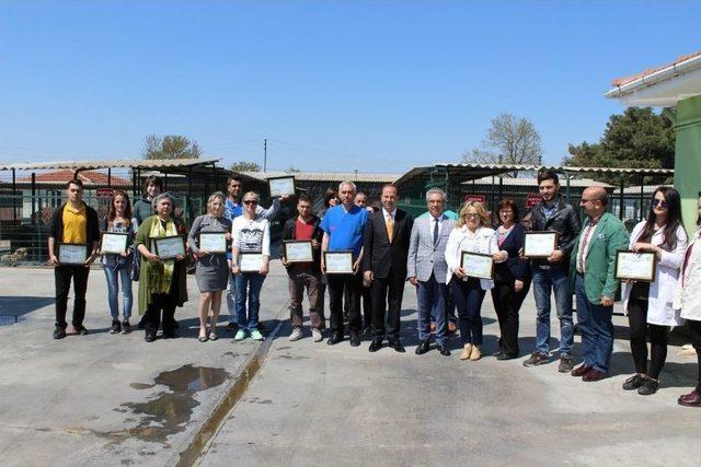 G&ouml;n&uuml;ll&uuml; 23 Kursiyere &lsquo;yerel Hayvan Koruma G&ouml;revlisi&rsquo; Belgesi Verildi 1