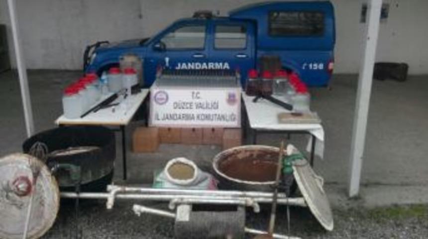 D&uuml;zce&rsquo;de Ka&ccedil;ak İ&ccedil;ki Operasyonu