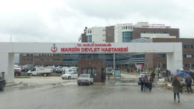 Mardin'de 82 Üniversite Öğrencisi Yemekten Zehirlendi