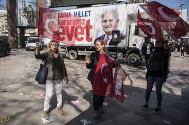 İstanbul'da Referandum Manzaraları