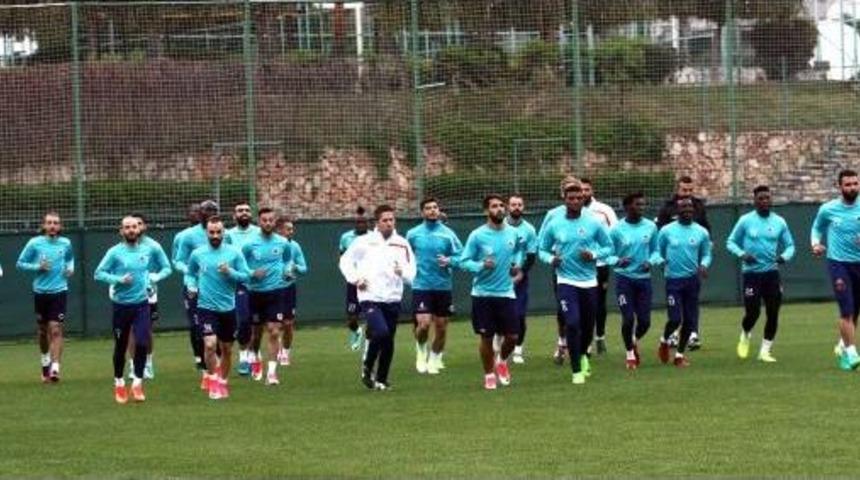 Candeias: Belki Benfica'ya Geri Dönerim Ya Da Alanyaspor Bonservisimi Alır