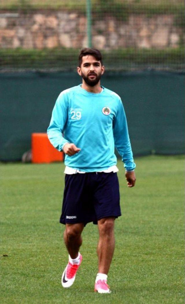 Candeias: Belki Benfica'ya Geri Dönerim Ya Da Alanyaspor Bonservisimi Alır