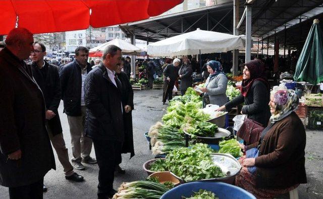 Başkan Uysal, Pazaryerinde ‘evet’ Turuna Çıktı