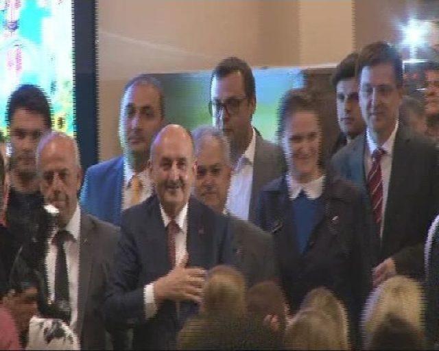 Bakan Müezzinoğlu: Türkiye Çeyrek Porsiyon Demokrasilerle Değil, Tam Porsiyon Milli Irade Ile Geleceğe Yürüyecek