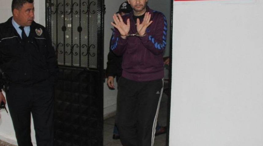 Adana Merkezli Fet&ouml; Operasyonunda 14 Tutuklama