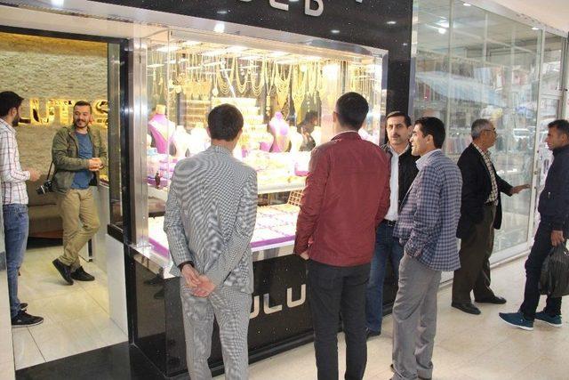 (&ouml;zel Haber) Evlenecekler İ&ccedil;in Altın Kiralama D&ouml;nemi Başladı 1