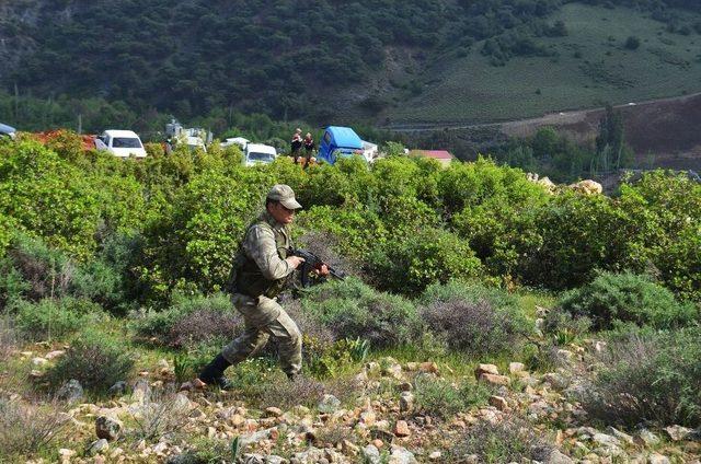 Hatay’da Köy Korucuları Göz Açtırmıyor