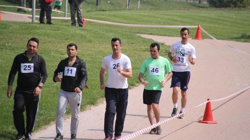 Postacılar Kemal Sunal&rsquo;ı Aratmadı