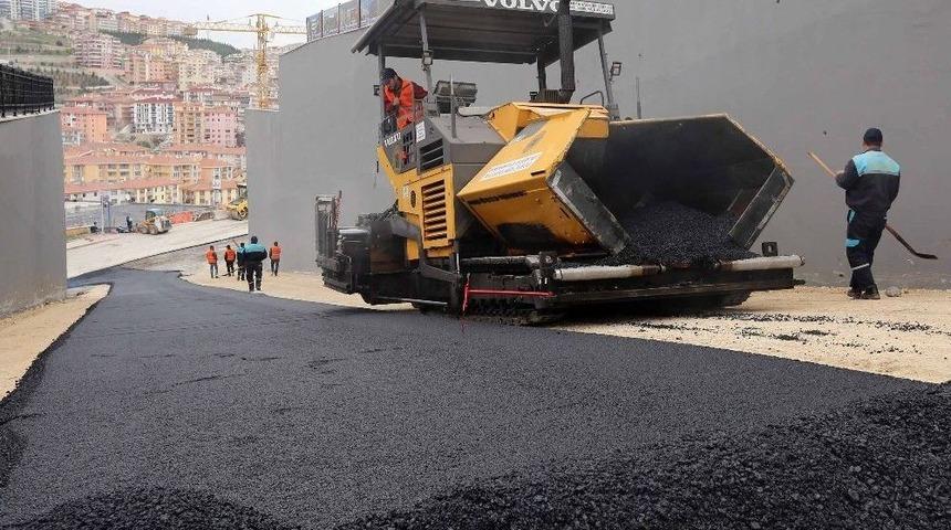 Yenimahalle&rsquo;de Asfalt Sezonu A&ccedil;ıldı, Hedef 85 Bin Ton