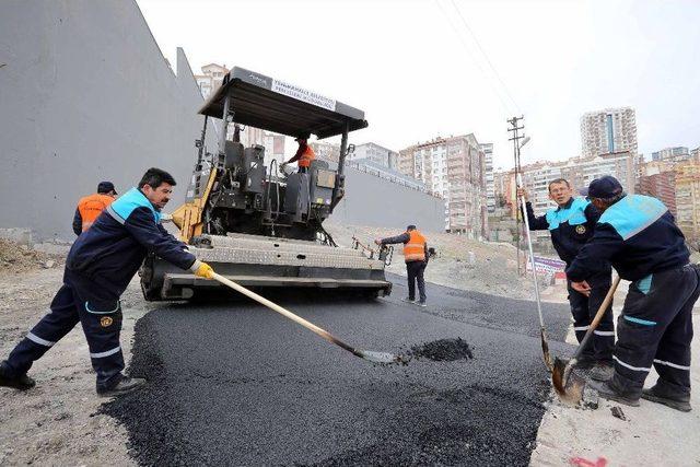 Yenimahalle&rsquo;de Asfalt Sezonu A&ccedil;ıldı, Hedef 85 Bin Ton 1