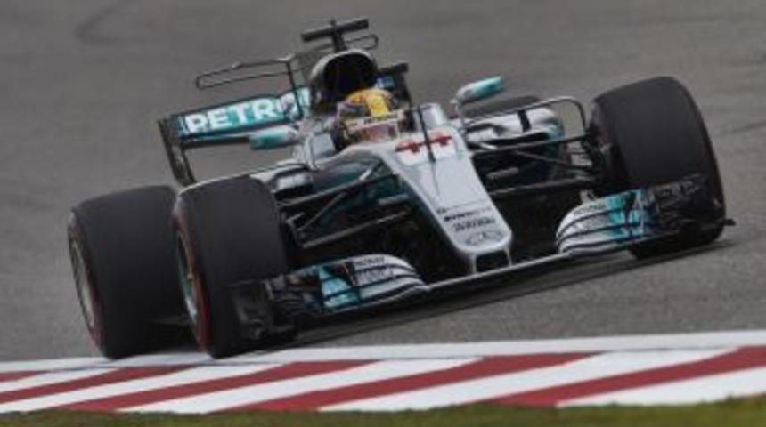 Formula 1&rsquo;de Heyecan S&uuml;r&uuml;yor