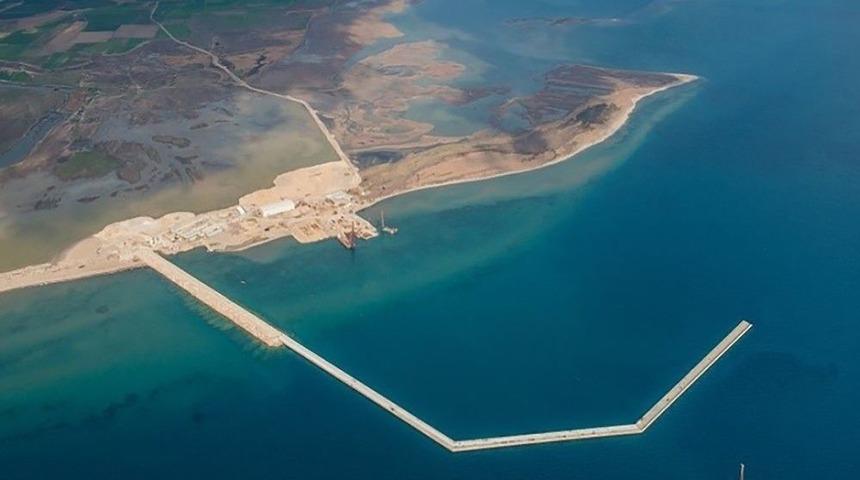 &ldquo;kuzey Ege &Ccedil;andarlı Limanı T&uuml;rkiye&rsquo;nin Geleceğinin Projesi&rdquo;