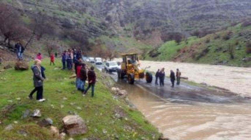 Beyt&uuml;şşebap-şırnak Yolu Ulaşıma Kapandı