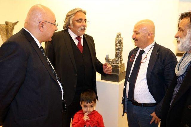 Sanko Sanat Galerisinde Serap Ve Mustafa Bulat Sergisi