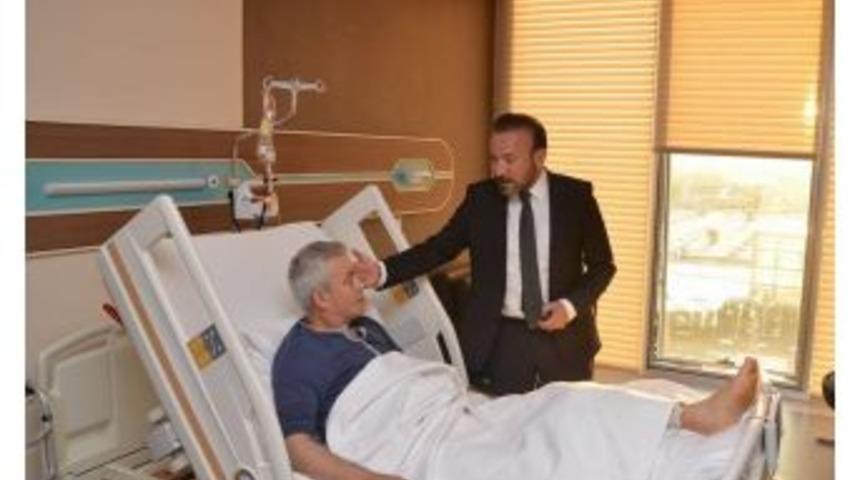 Başkan Doğan&rsquo;dan, K&ouml;rfez Belediyesi Eski Başkanı Pehlivan&rsquo;a Ge&ccedil;miş Olsun Ziyareti