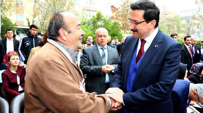 Şehit Polisin Adı Ke&ccedil;i&ouml;ren&rsquo;de Mezun Olduğu Okula Verildi