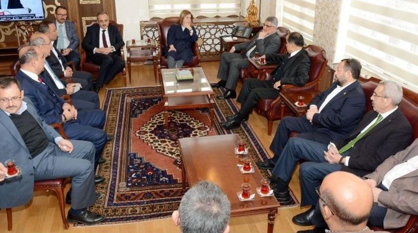 Aksaray, Kırşehir-ulukışla Demiryolu Hattına Kavuşuyor