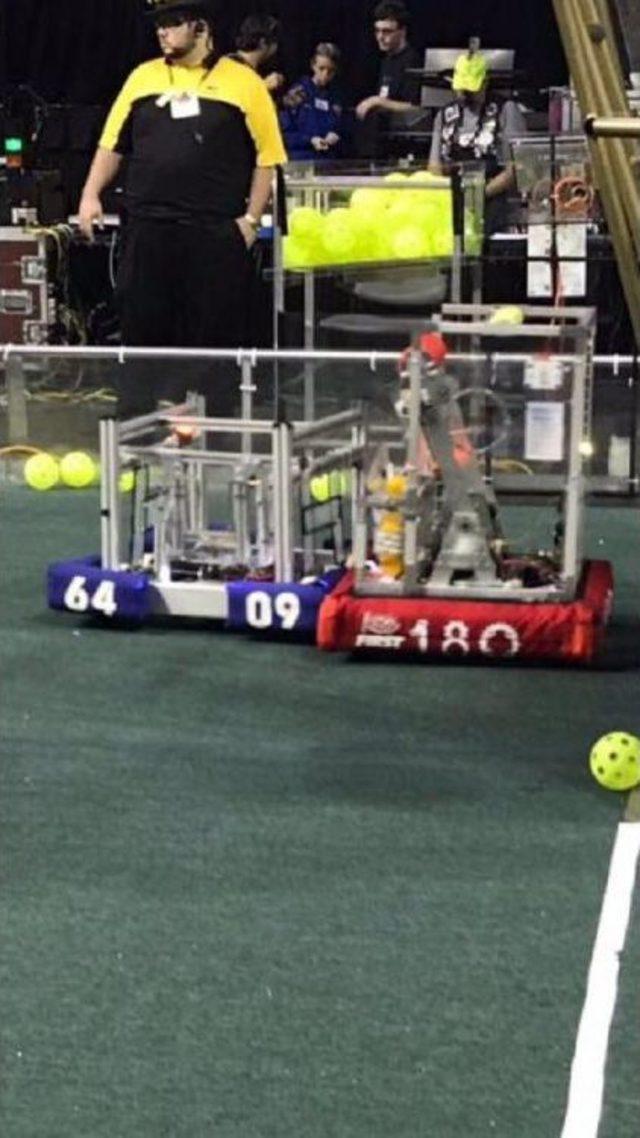 &Ouml;ğrencilerin Yaptığı Robot, D&uuml;nya Şampiyonasında Yarışıyor 3