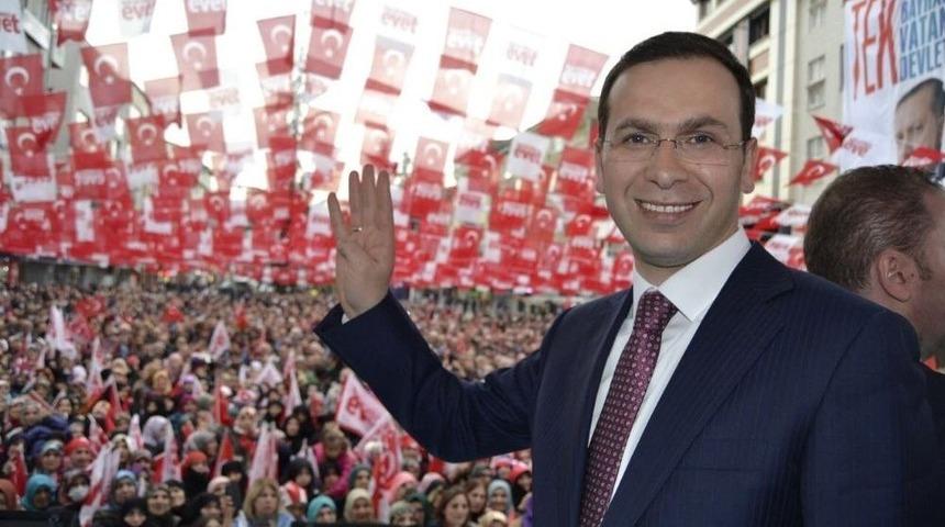 Ak Parti Trabzon Milletvekilleri Cora Ve G&uuml;nnar Referandum &Ccedil;alışmalarını S&uuml;rd&uuml;r&uuml;yor